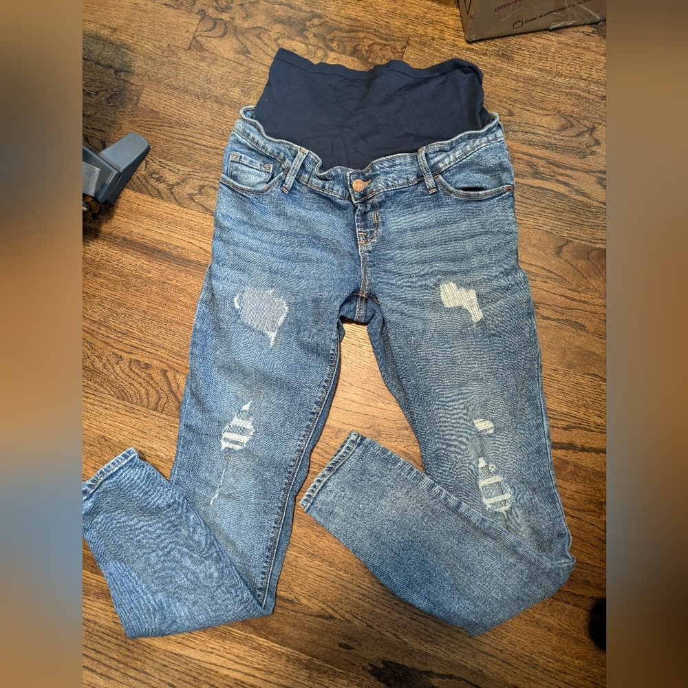 Old Navy Women's Maternity Light Blue Distressed Skinny Jeans